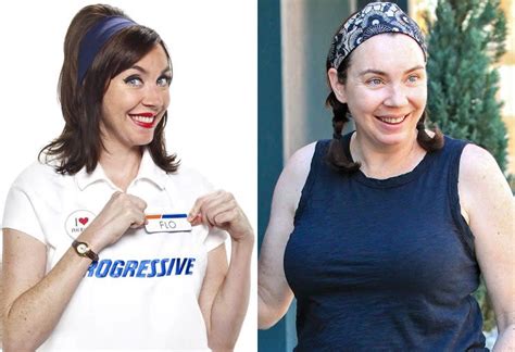 who plays flo on progressive|Stephanie Courtney